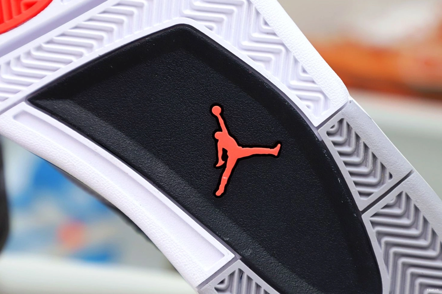 JORDAN INFRARED 4 AIR 0102